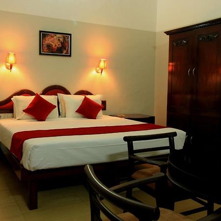 Xavier'S Residency Hotel Kollam Bagian luar foto