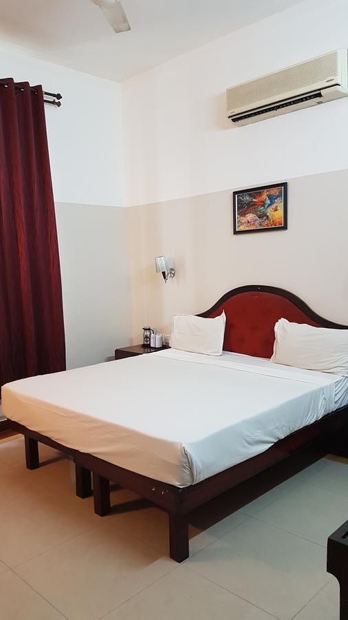 Xavier'S Residency Hotel Kollam Bagian luar foto