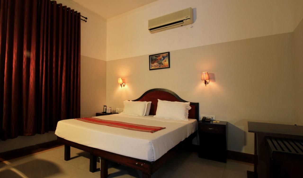 Xavier'S Residency Hotel Kollam Bagian luar foto